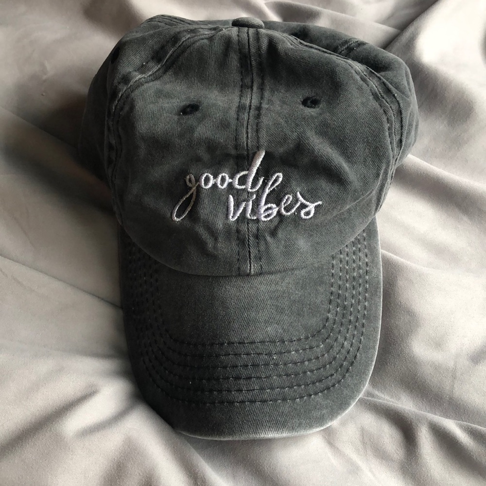 “Good Vibes” Baseball Hat
